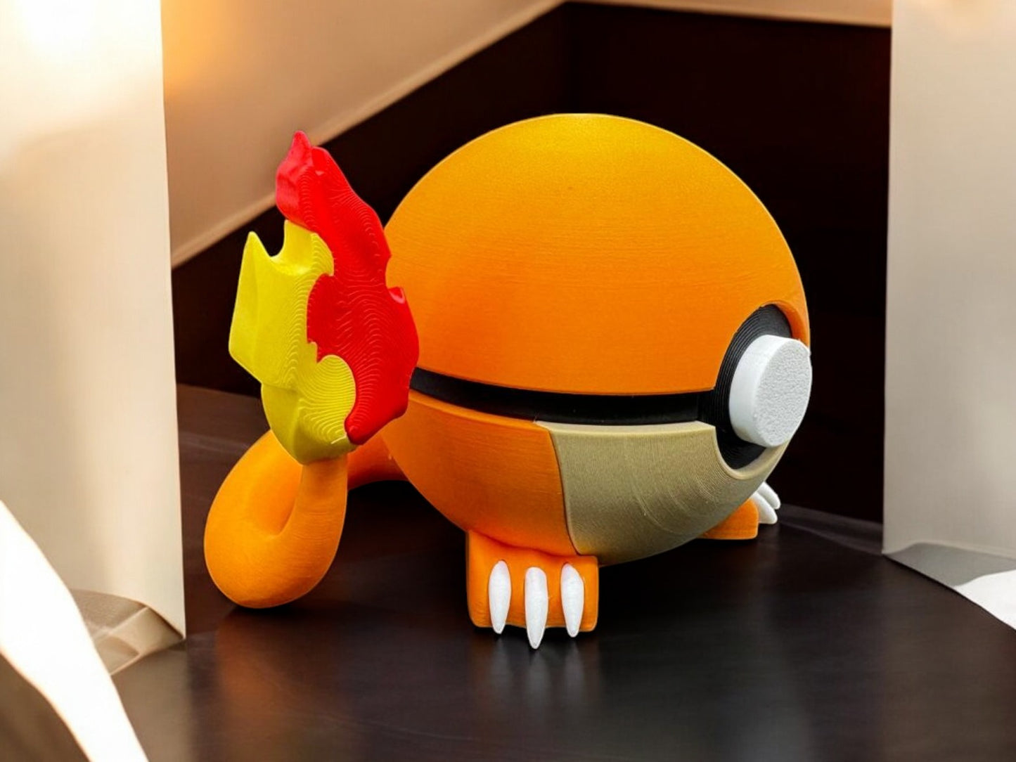 0004 - Charmander Poke Ball - Stampa 3D