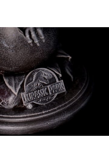 Jurassic Park Replicas 30th Anniversary Replica Egg & John Hammond Cane Set