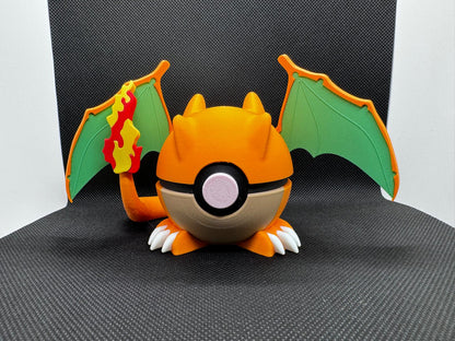 #0006 Charizard Poke Ball - Stampa 3D