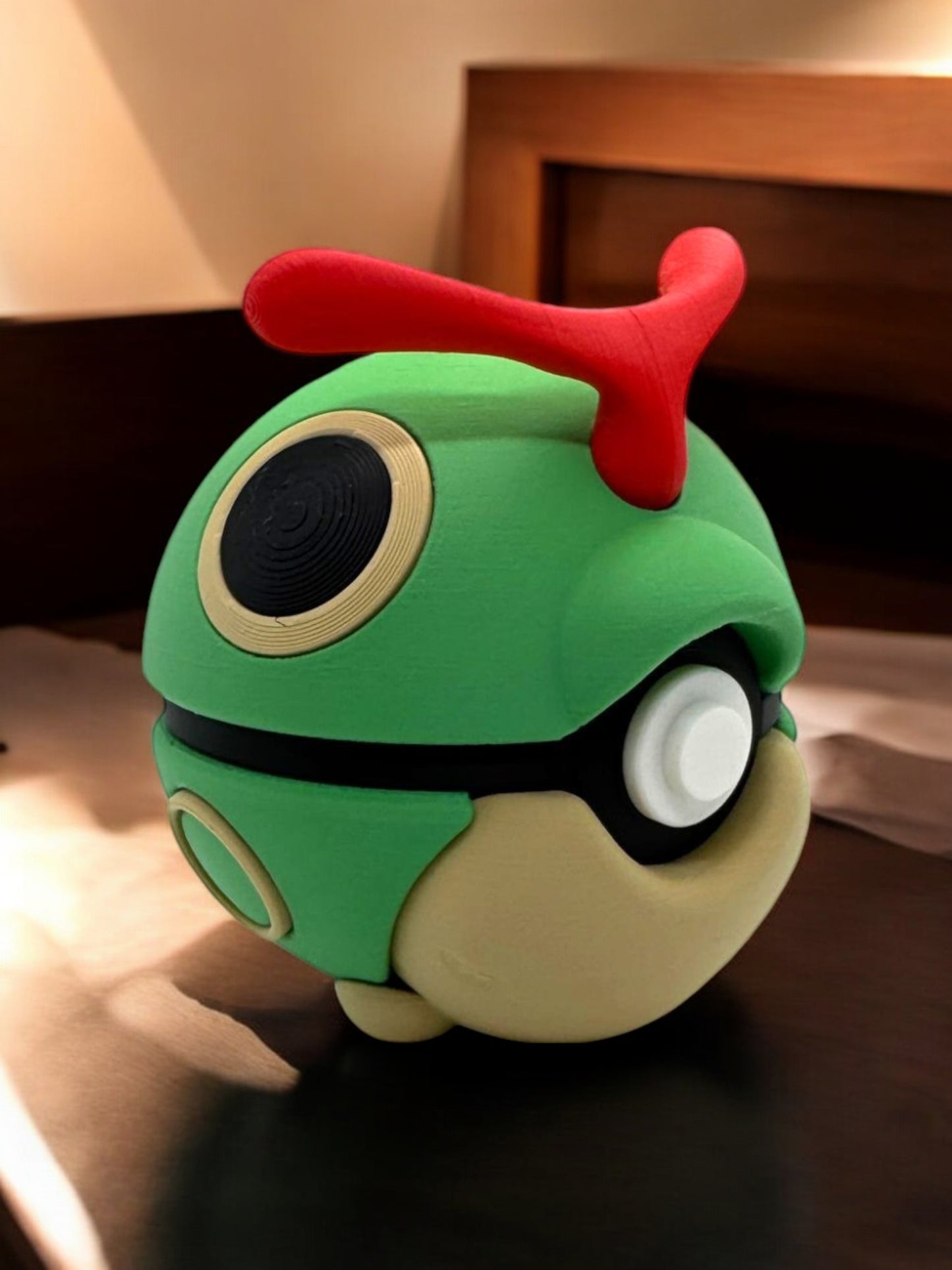 0011 - Caterpie Poke Ball - Stampa 3D