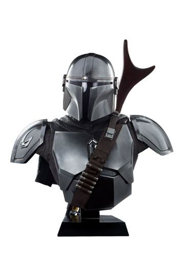Star Wars The Mandalorian Life-Size Bust The Mandalorian - Din Djarin 86 cm